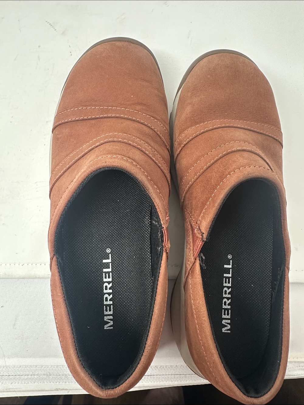 Merrell. Size 6.5 - Picture 5 of 7